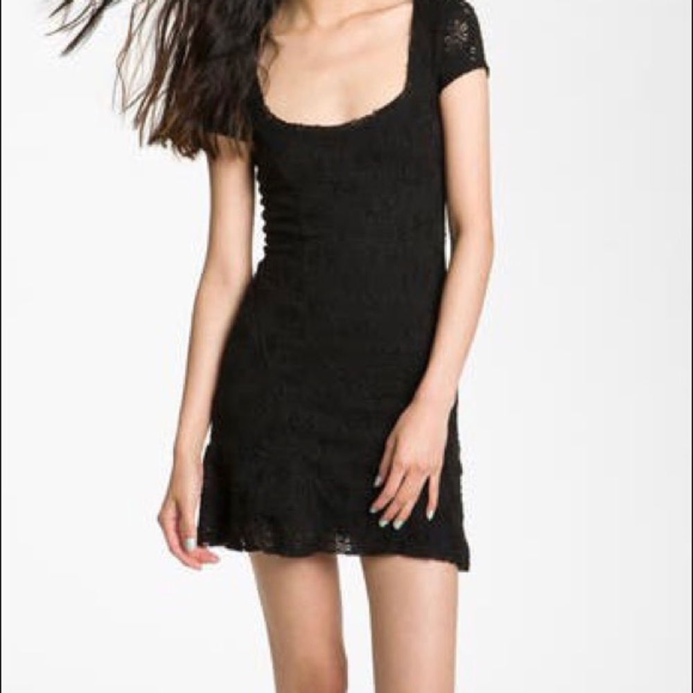 Excellent condition! Sexy! Free People Daisy Lace Dress SP
